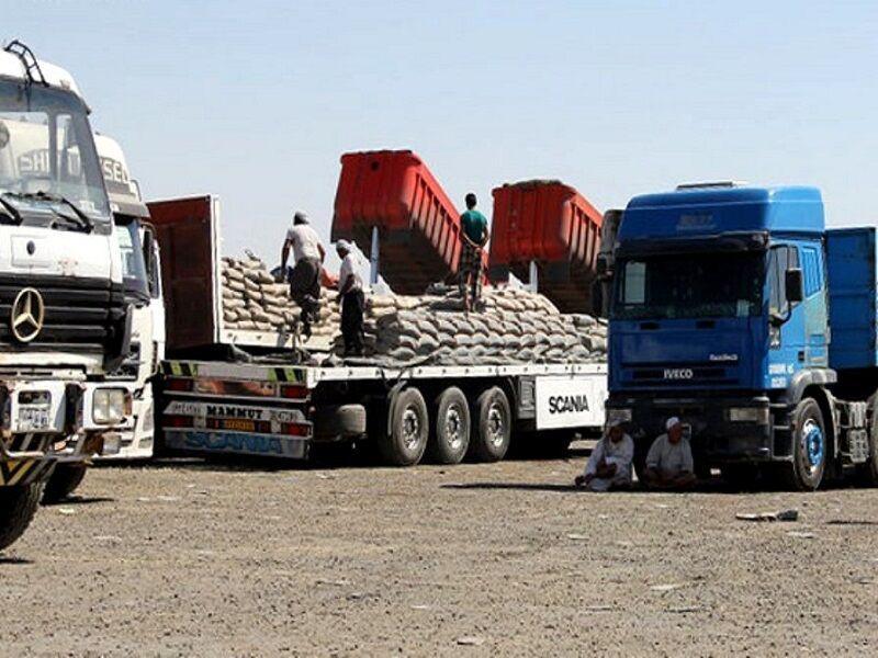 خبرنگاران رانندگان کامیون های ورودی به مرز چذابه غربالگری پزشکی شوند